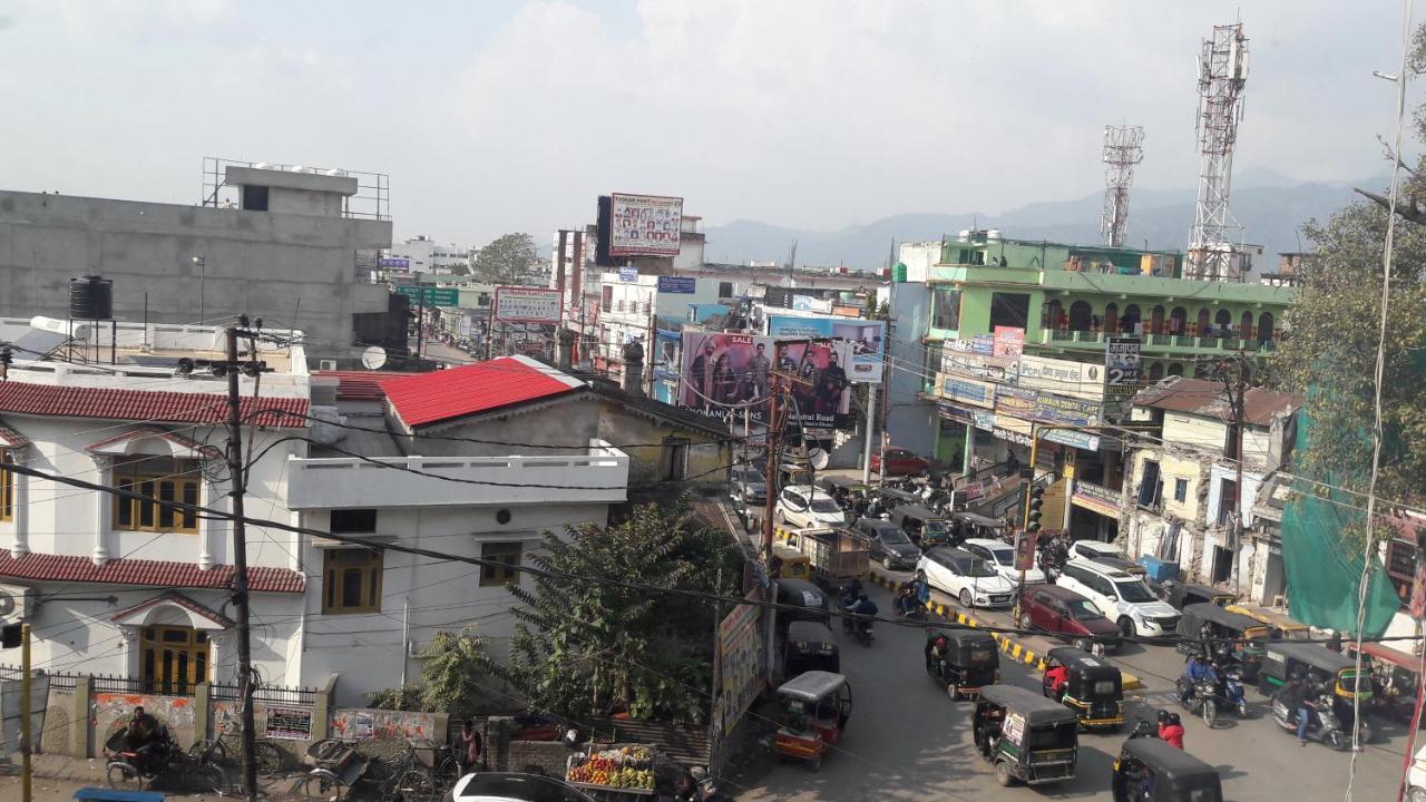 Hotel Crystal Grand Haldwani Ngoại thất bức ảnh